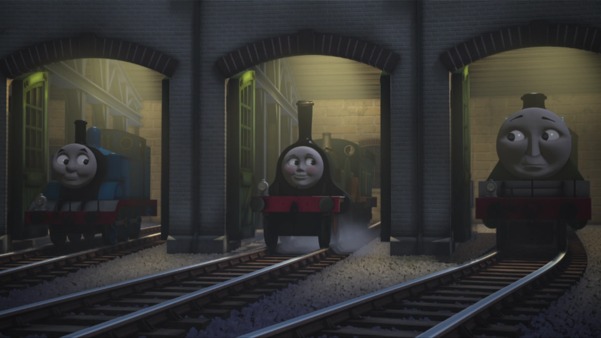 トーマスとエミリーと共にティドマス機関庫にいるヘンリー