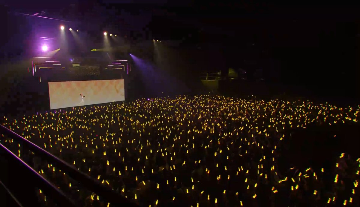 獅子堂あかりポスト写真