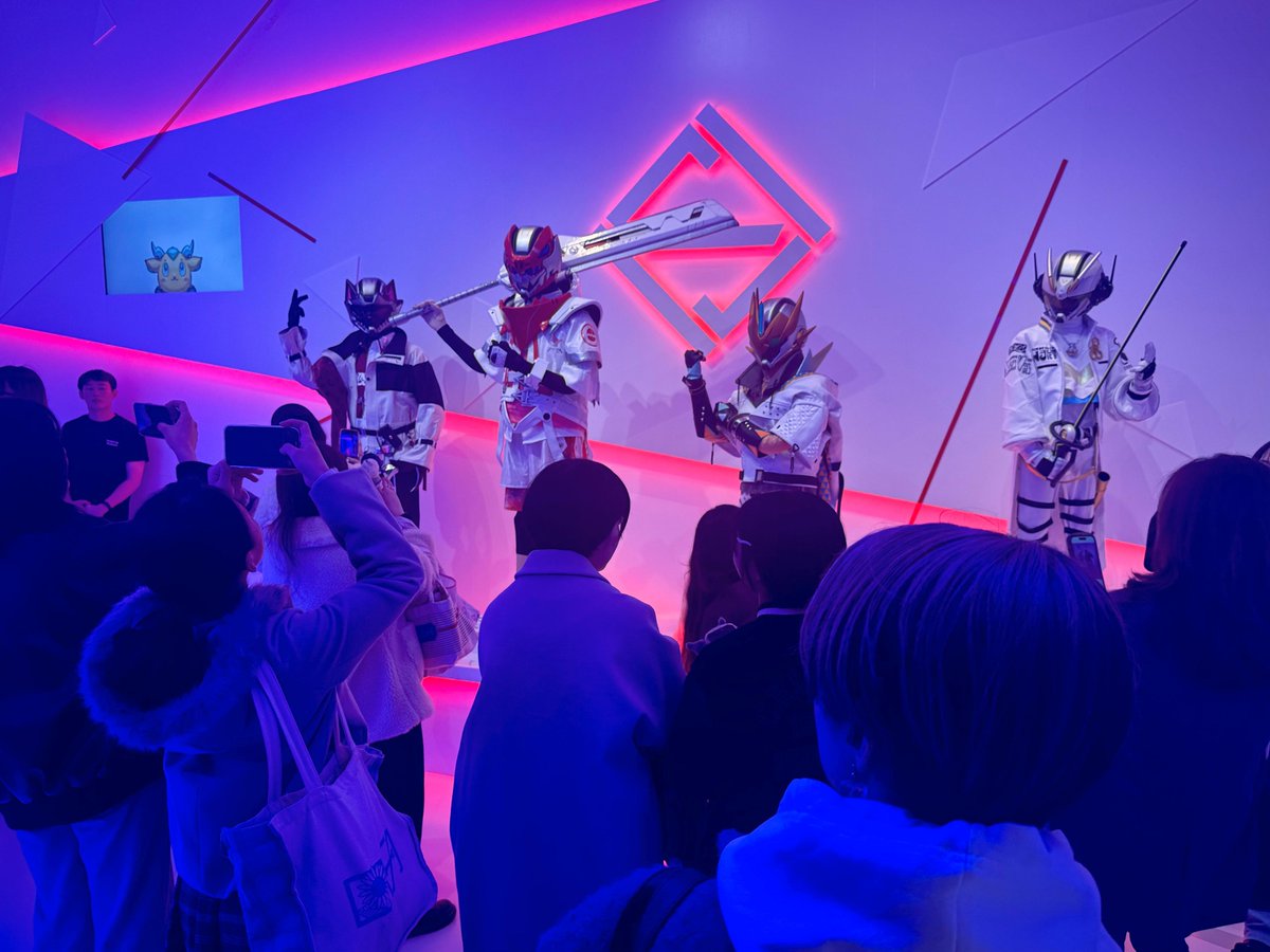 にじさんじフェス展 ヒーロー衣装