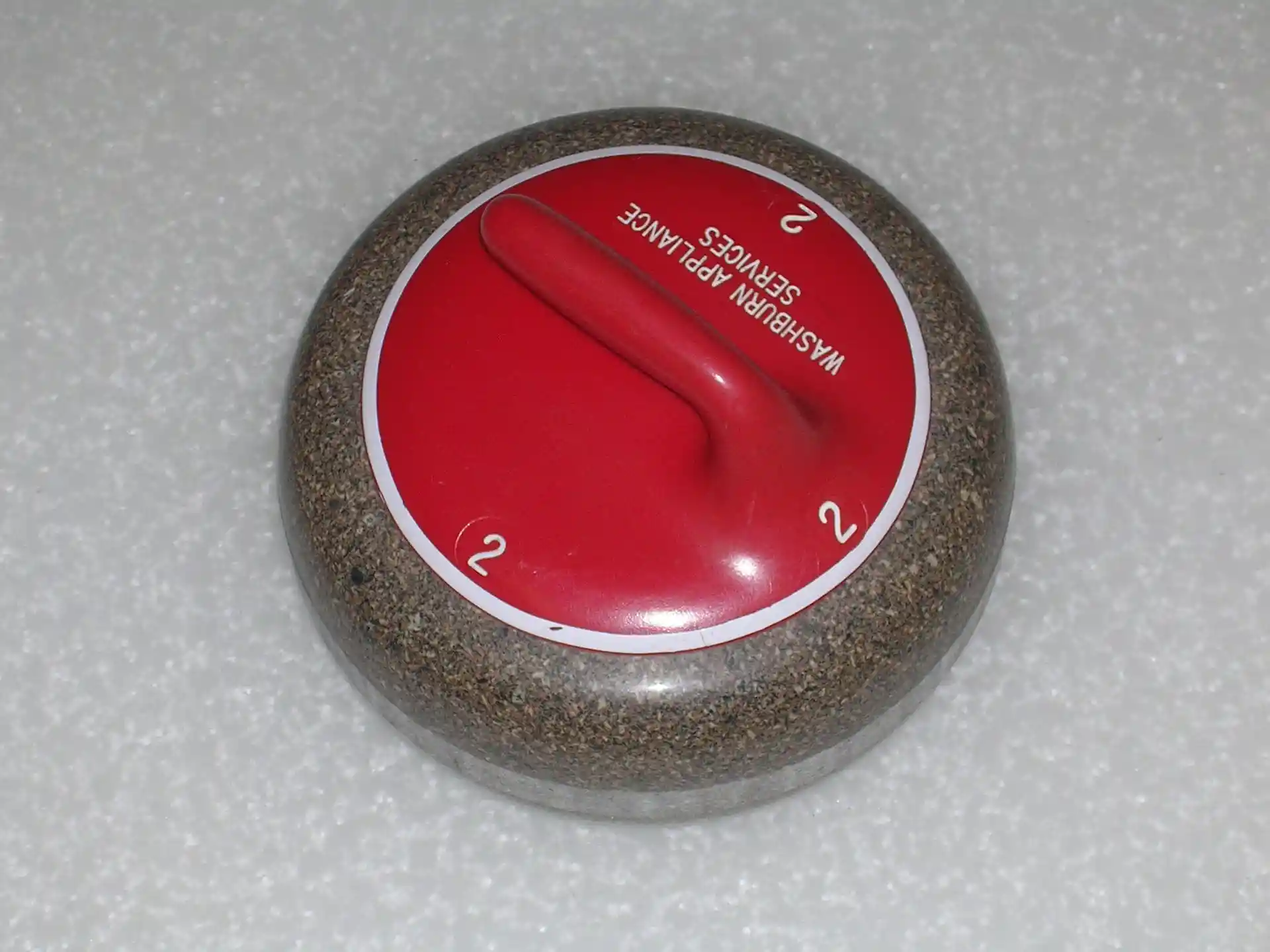 1920px-Curlingrock.jpg