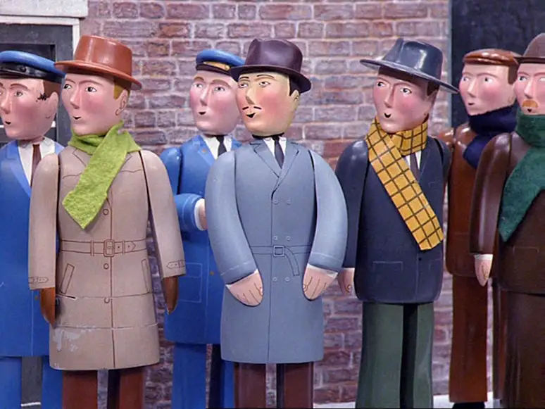 TV版第3シーズンの茶色スーツとハンチング帽の男性