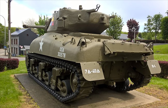 Vielsalm-m4a1-76mm-sherman-tank.jpg