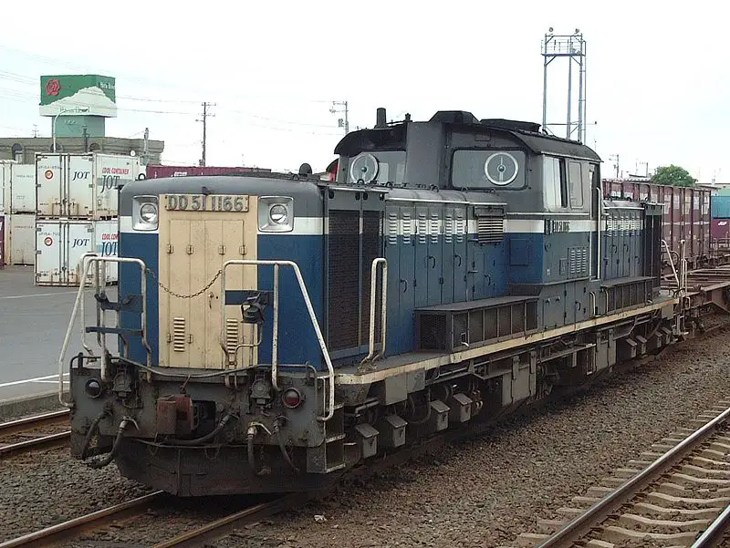実機のDD51形ディーゼル機関車