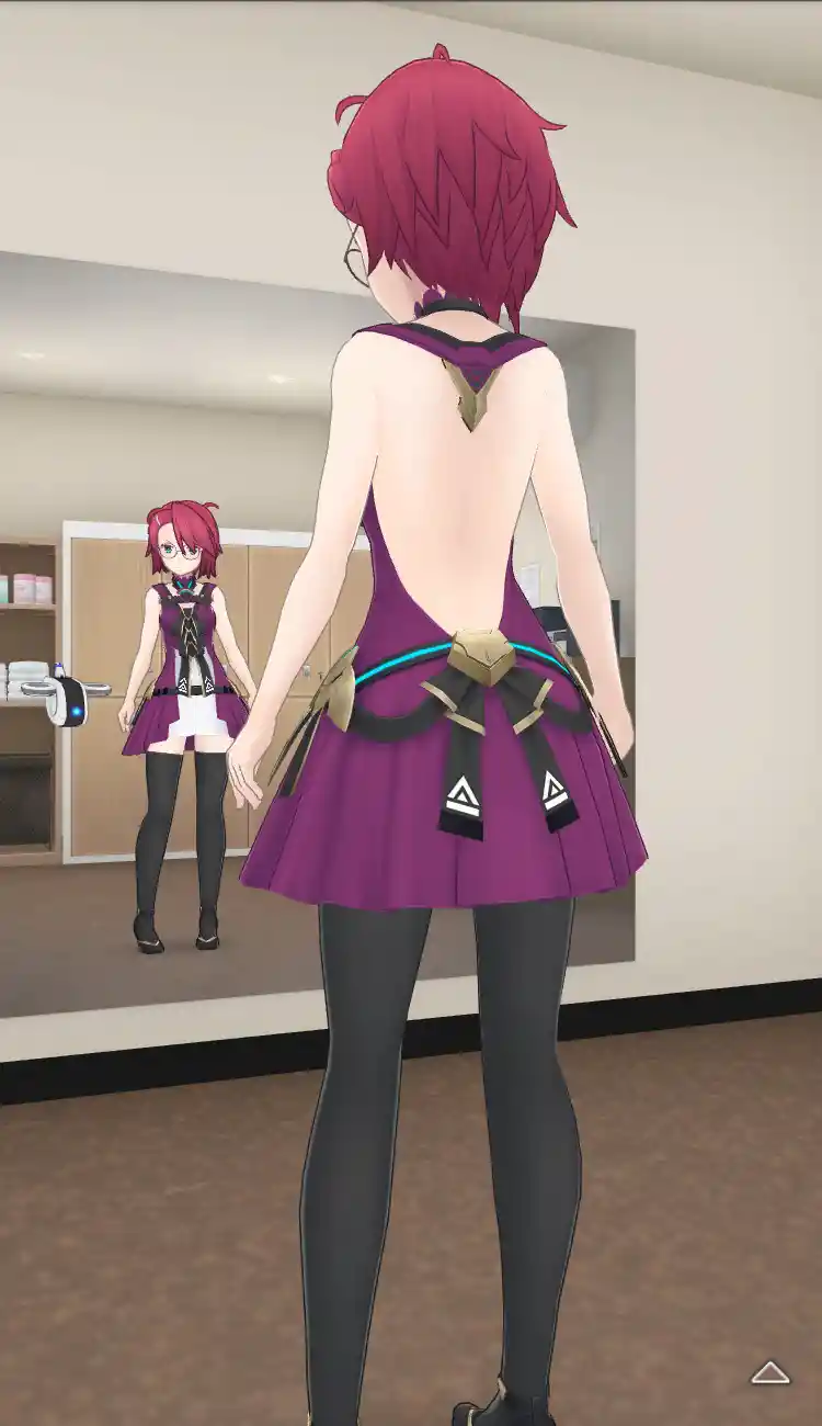 衣装_Vチップ／紫_全身後.jpg