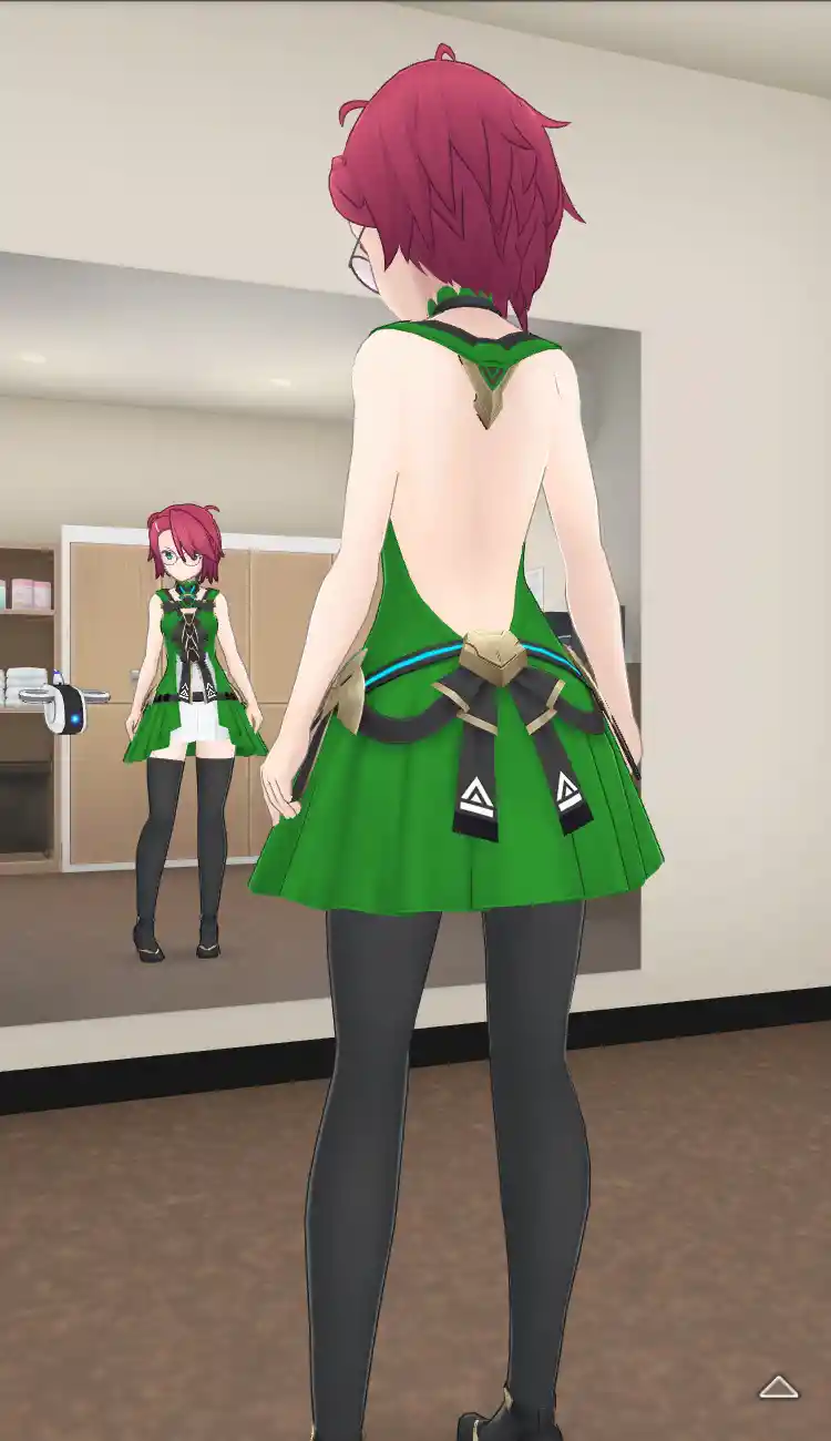 衣装_Vチップ／緑_全身後.jpg