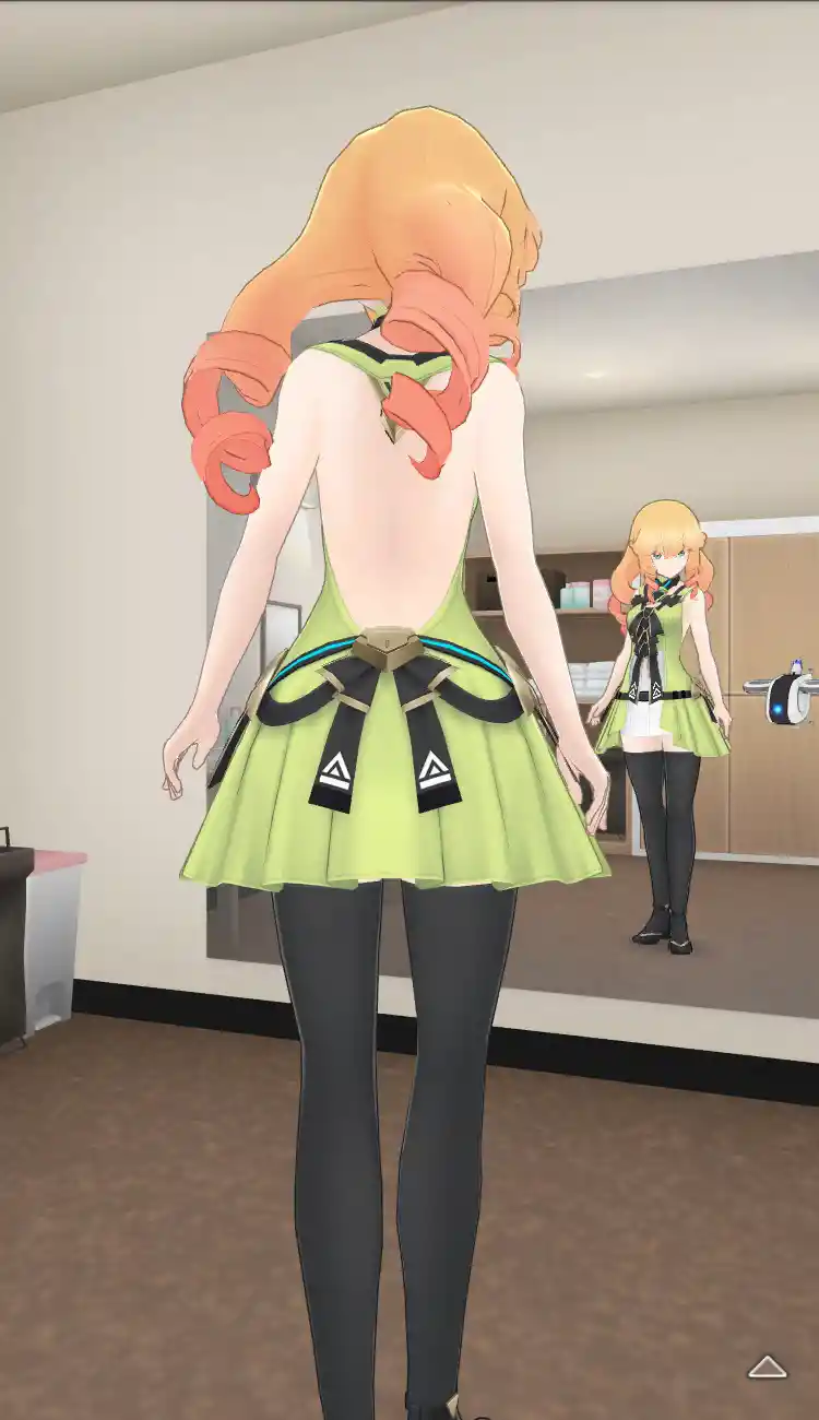衣装_Vチップ／若葉_全身後.jpg