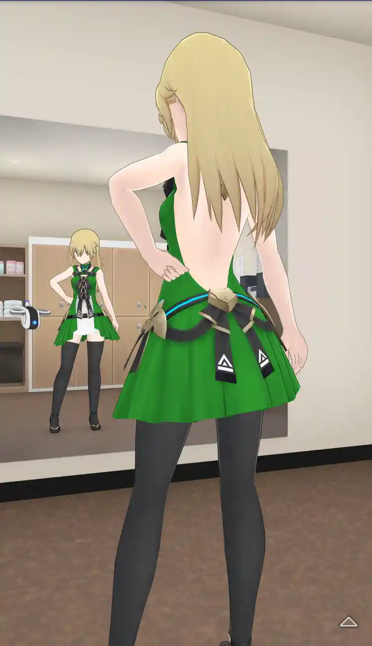 衣装_Vチップ／緑_全身後.jpg