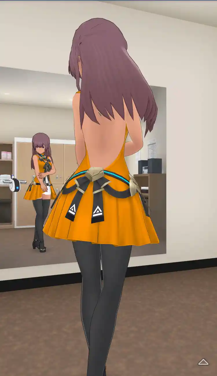 衣装_Vチップ／橙_全身後.jpg