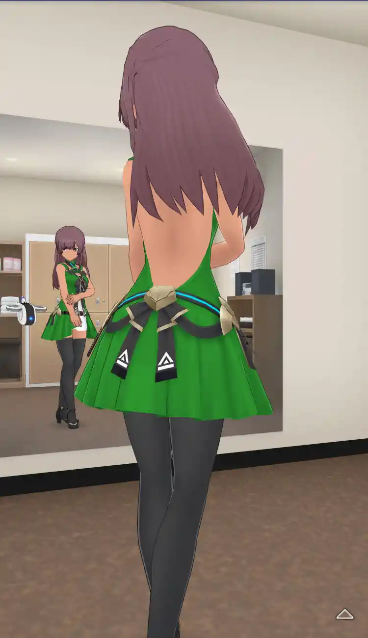 衣装_Vチップ／緑_全身後.jpg