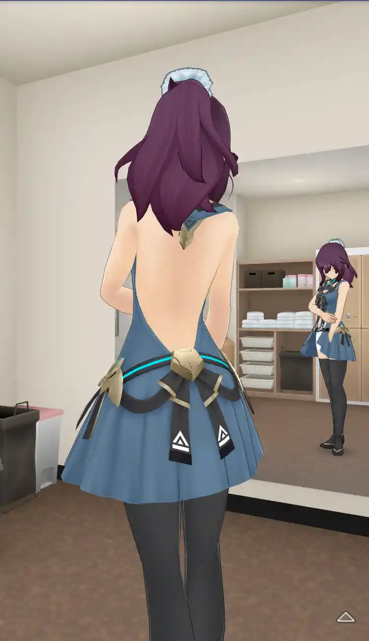 衣装_Vチップ／灰青_全身後.jpg