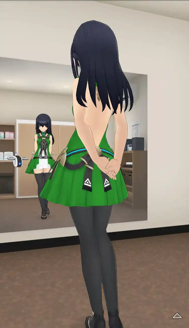 衣装_Vチップ／緑_全身後.jpg