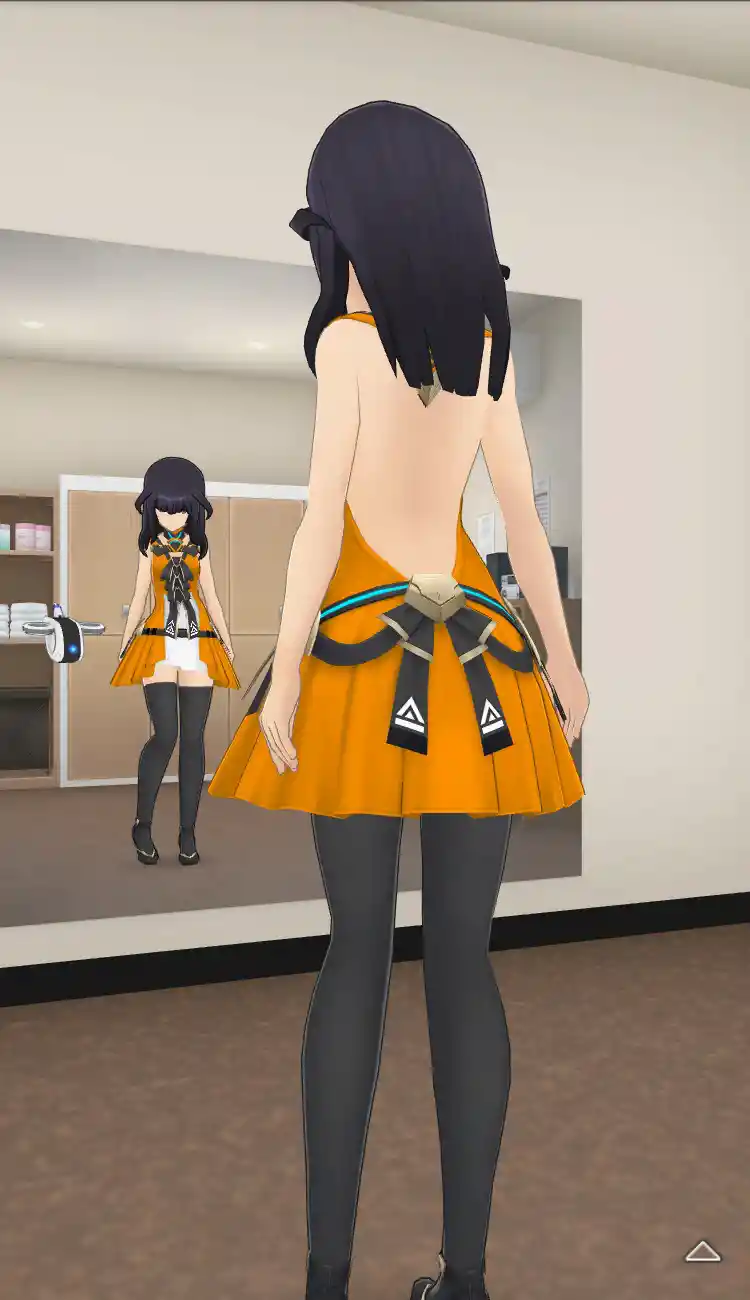 衣装_Vチップ／橙_全身後.jpg
