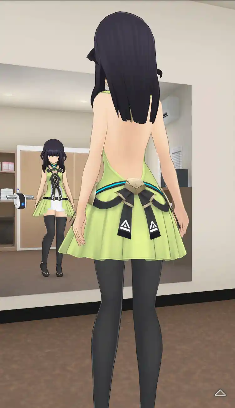 衣装_Vチップ／若葉_全身後.jpg