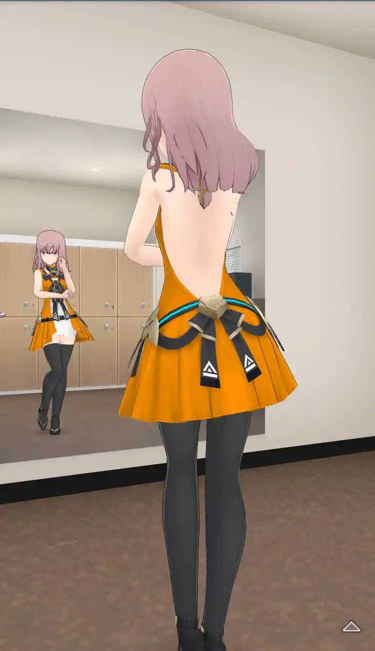 衣装_Vチップ／橙_全身後.jpg