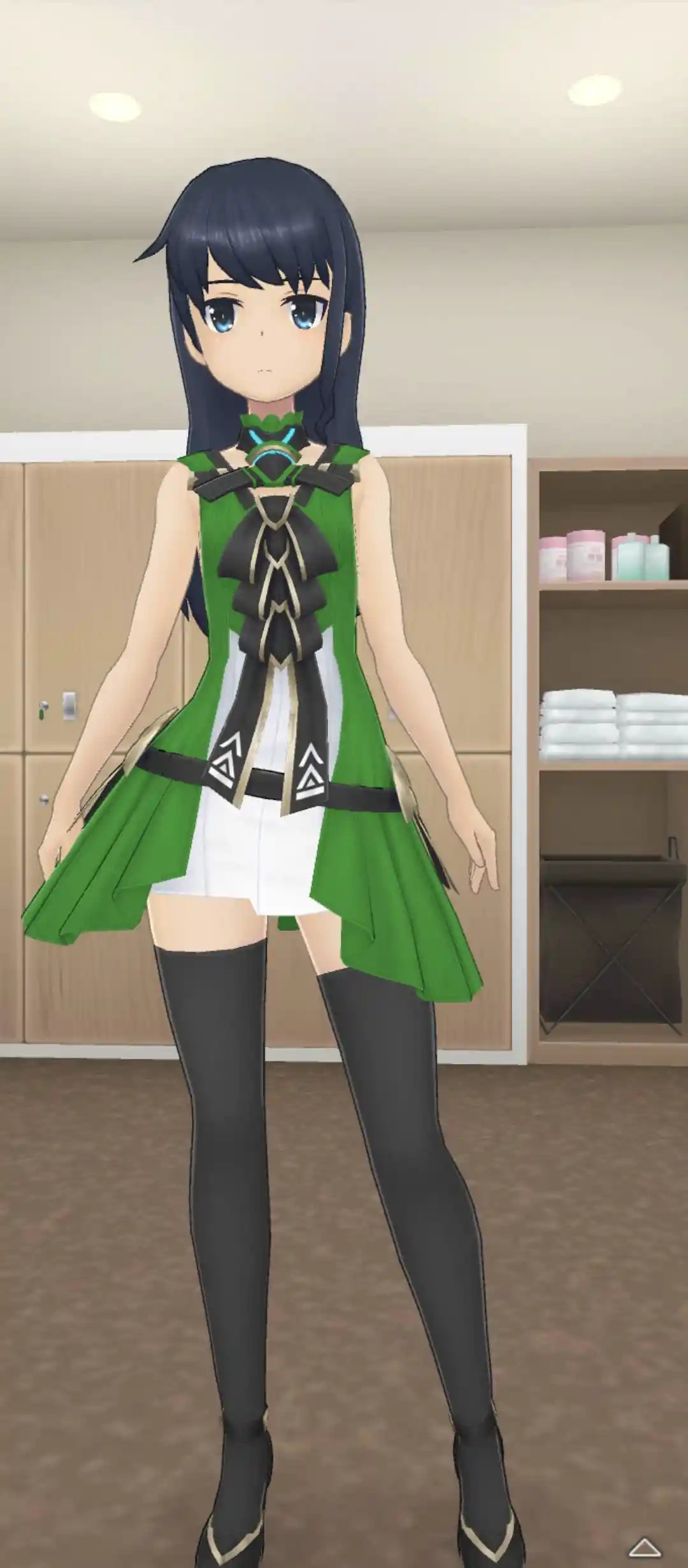 衣装_Vチップ／緑_全身前.jpg