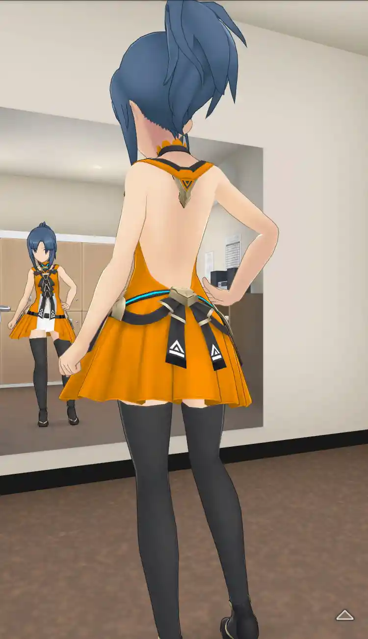 衣装_Vチップ／橙_全身後.jpg