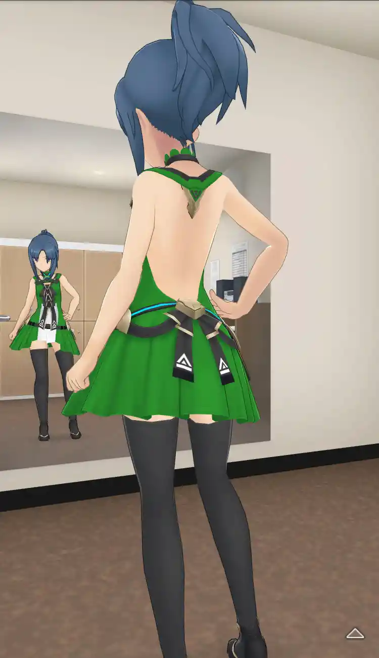 衣装_Vチップ／緑_全身後.jpg