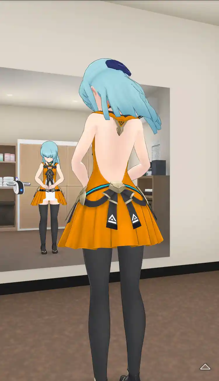 衣装_Vチップ／橙_全身後.jpg