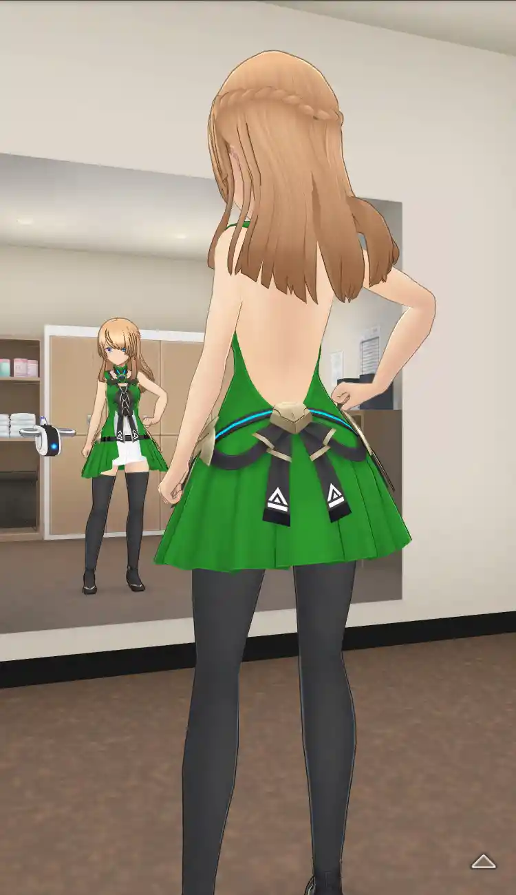 衣装_Vチップ／緑_全身後.jpg