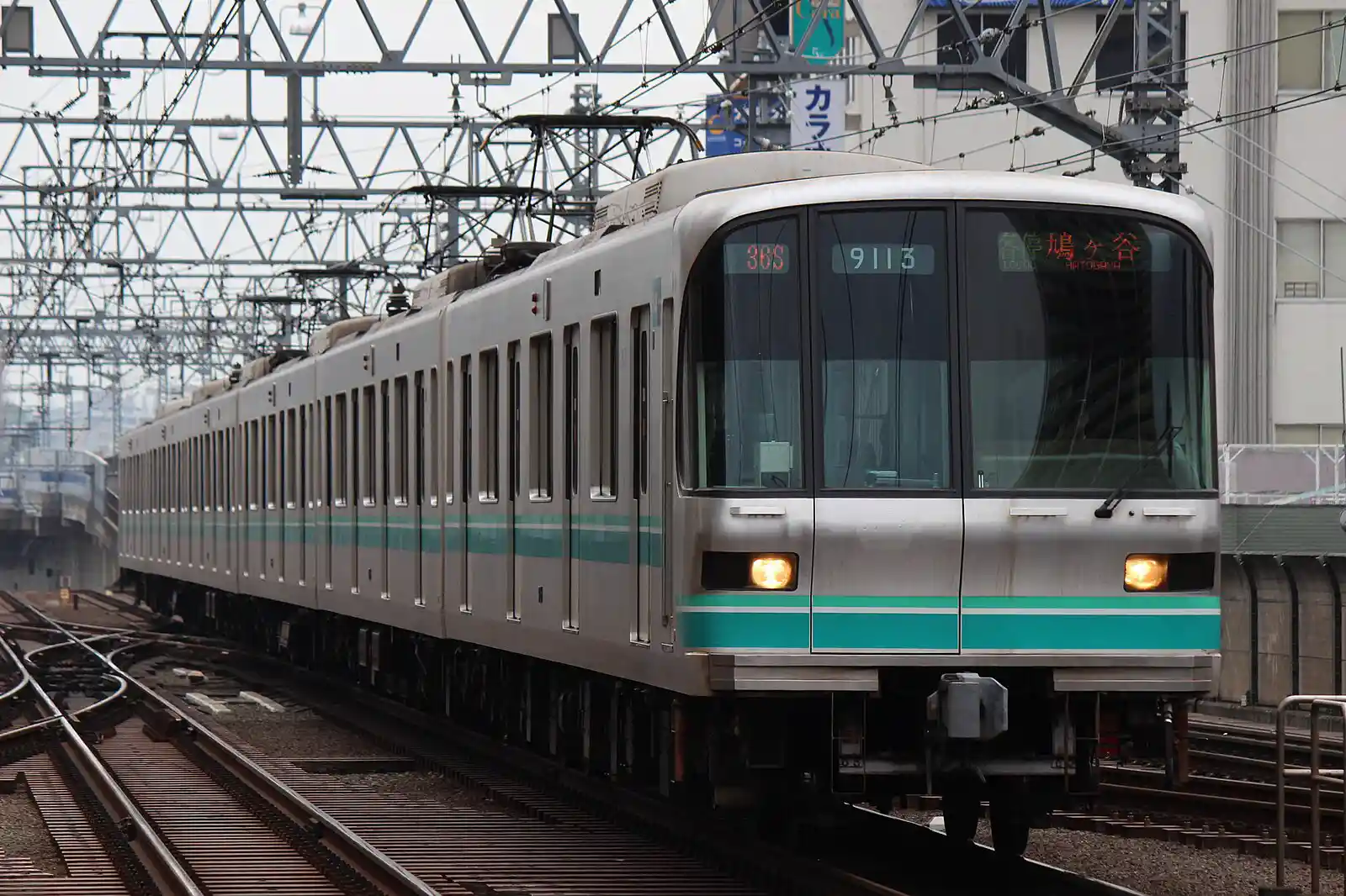 Tokyo_Metro_9000_series_9113_20170422.jpg