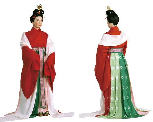 正しい奈良時代の高貴な女性の服装のイメージ図.jpeg
