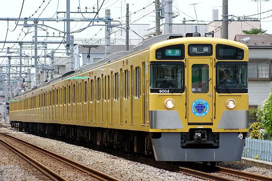 Seibu_Railway_9000_VVVF.jpg