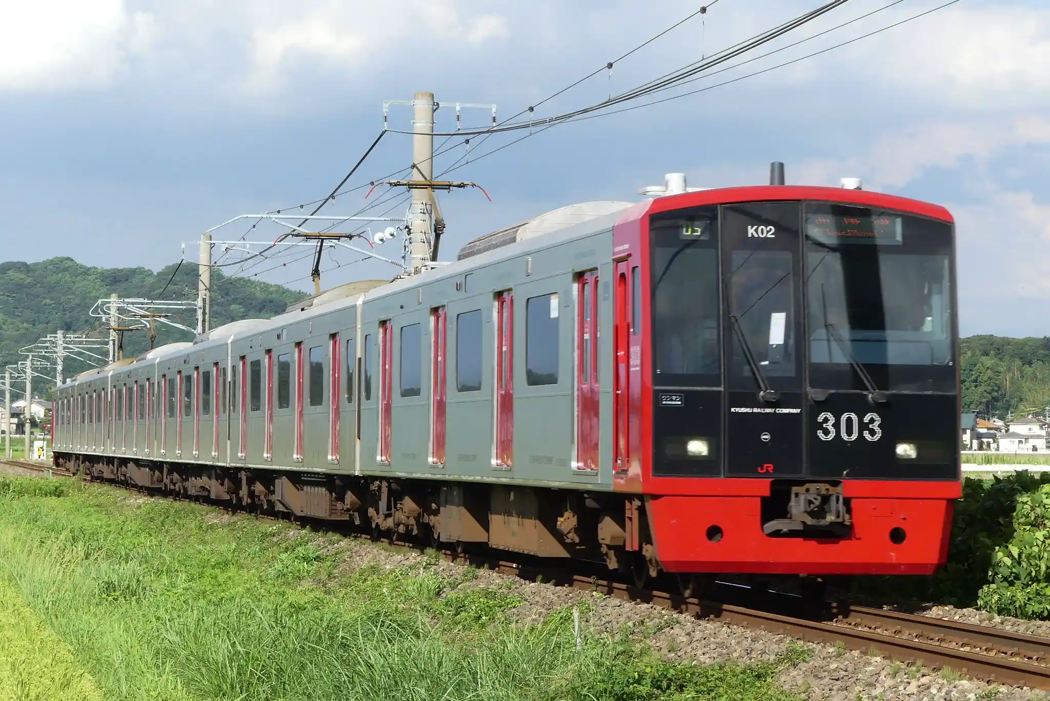 Series303-Chikuhi-Line.jpg