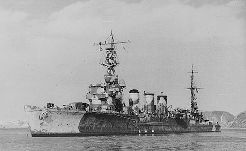 Japanese_cruiser_Tama_in_1942.jpg