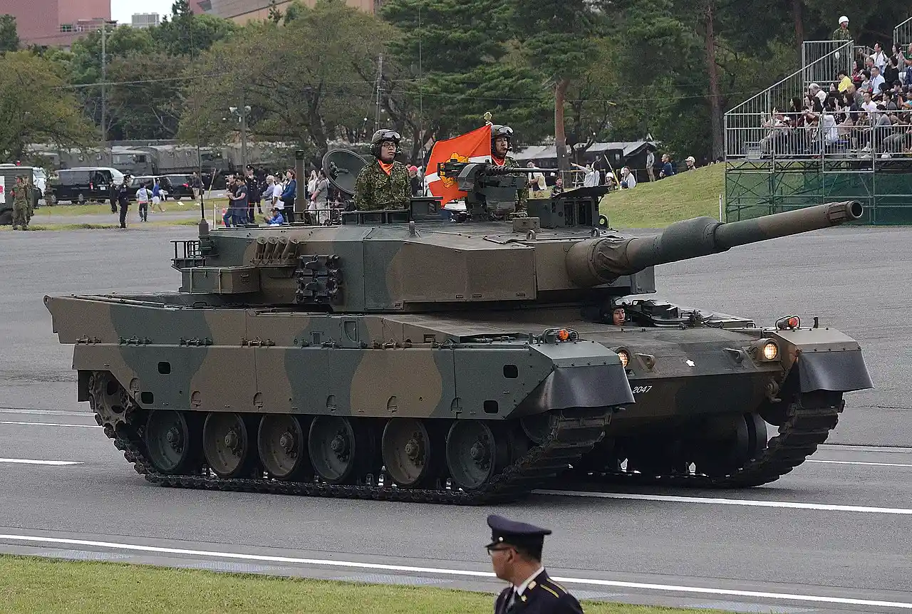 89式主力戦車.jpg