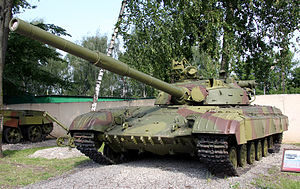 T-64A_-_Moscow_Suvorov_Military_School_(3).jpg