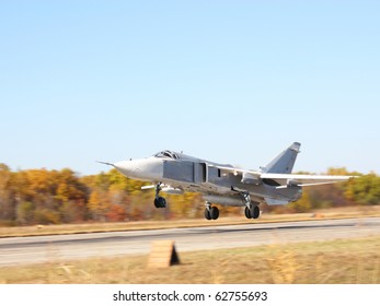 military-jet-bomber-on-launch-260nw-62755693.jpg