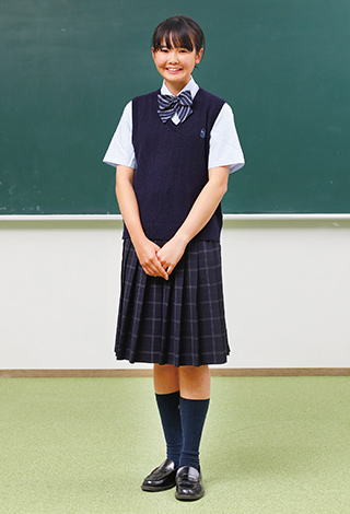 秀明八千代高等学校制服 - その他