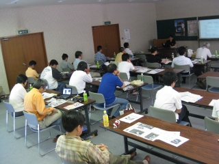 勉強会の様子1 勉強会の様子1
