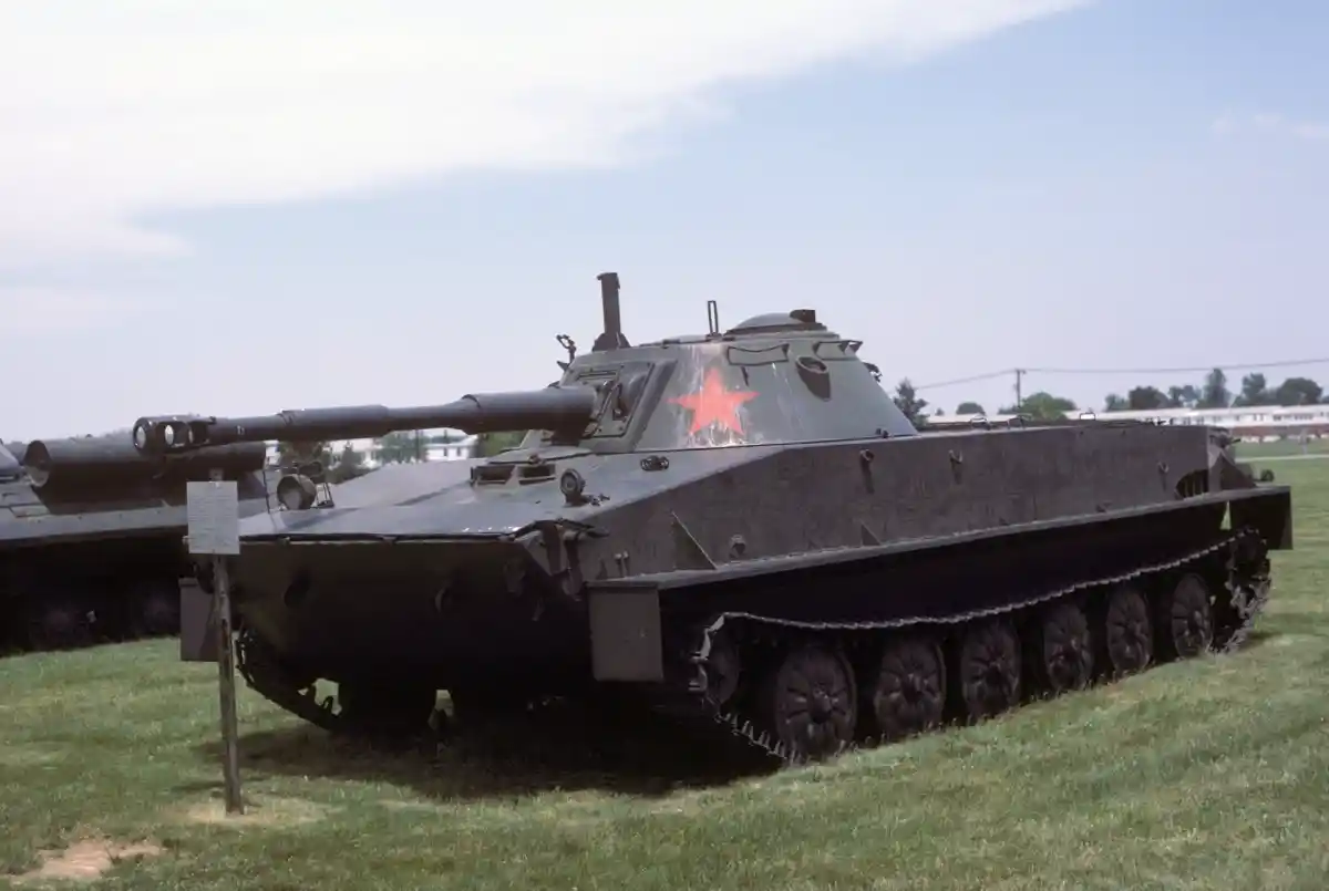 PT-76.jpg