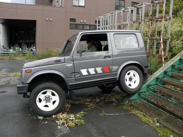 4f033c77f091172b9f7ece8386b7fcee_R.jpg 4f033c77f091172b9f7ece8386b7fcee_R.jpg