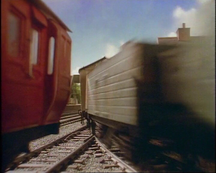TV版第2シーズン『とこやにいったダック』の灰緑色のスレートの貨車2（いじわる貨車）