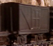 TV版第5シーズンの黒いロンドン・アンド・ノース・ウェスタン鉄道の有蓋貨車（顔無し）