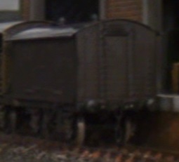 TV版第7シーズンのロンドン・ブライトン・アンド・サウス・コースト鉄道の有蓋貨車