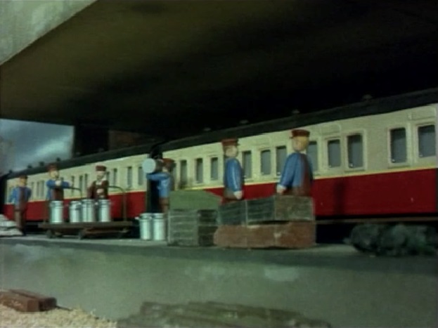 第3シーズンの急行客車（赤）2