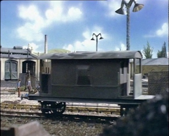 TV版第1シーズンの灰色のイギリス国鉄の20トンブレーキ車