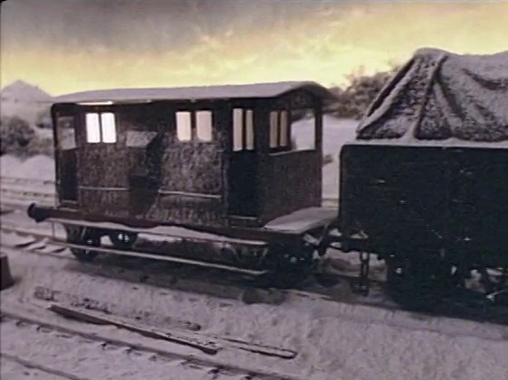 TV版第1シーズンの窓付きイギリス国鉄の20トンブレーキ車