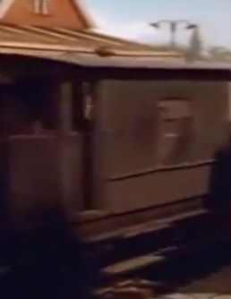 TV版第2シーズンの茶色のイギリス国鉄の20トンブレーキ車