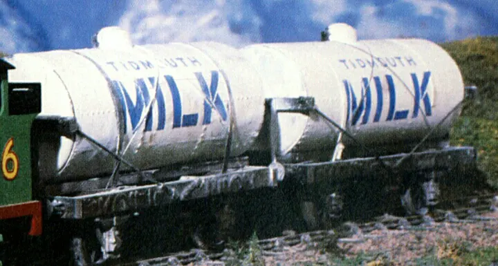 TV版第1シーズンのプロモーション画像のミルクタンク車