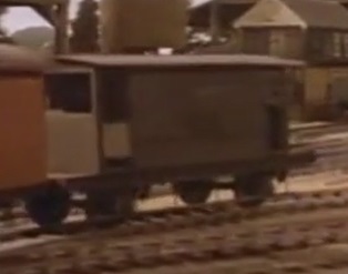 TV版第2シーズンの灰色のイギリス国鉄の20トンブレーキ車10
