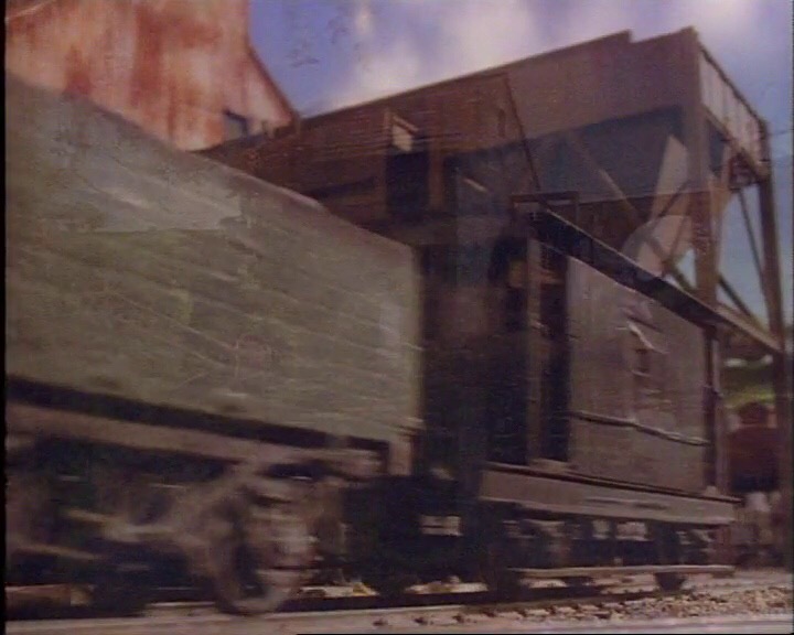 TV版第2シーズンの灰色のイギリス国鉄の20トンブレーキ車14
