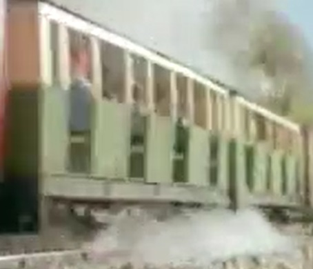 TV版第4シーズンの緑の狭軌の客車