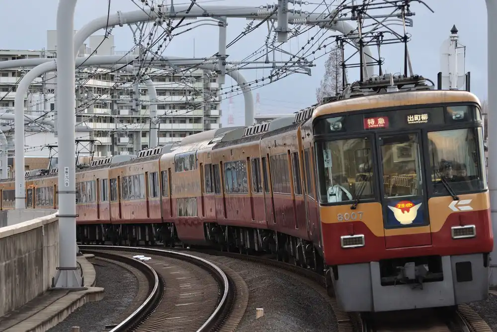 京阪8000(2).jpg