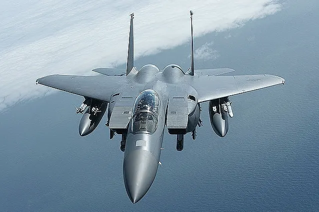 f-15.jpg