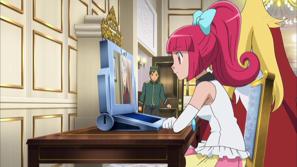 Aria_looking_her_laptop.jpg