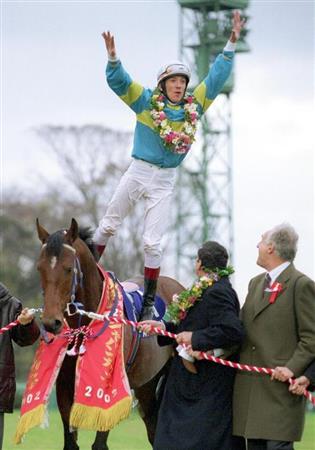 フランキー・デットーリ騎手 直筆サイン ジョッキーパンツ 競馬 | www